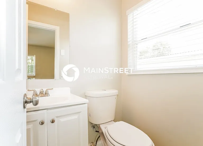 4925 Indialantic Dr — Photo 12
