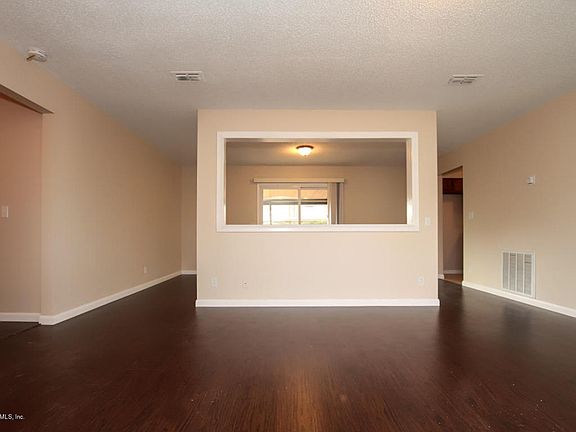 3rd image of 7974 Dwyer Dr