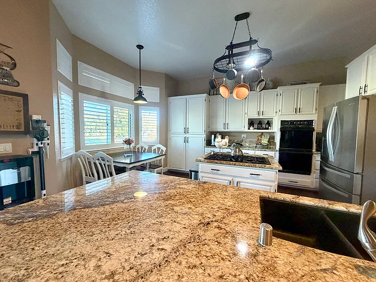 2205 Prestwick Dr — Photo 22