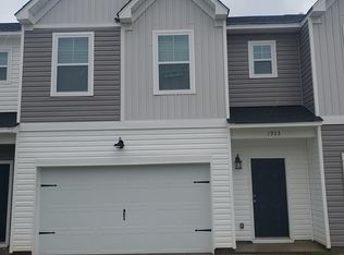 1923 Flagpole Dr, Sumter, SC 29150