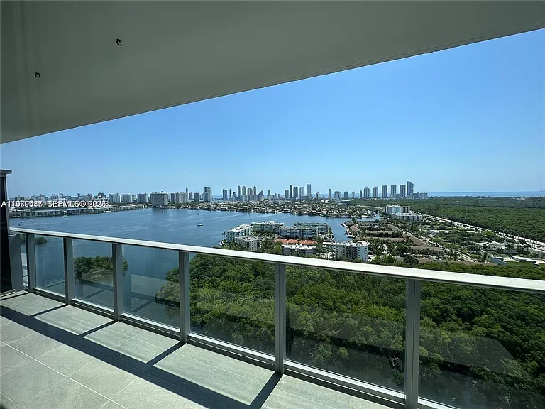 16385 Biscayne Blvd #2716 — Photo 3