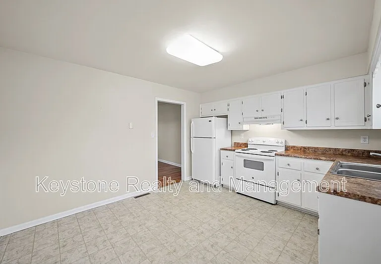 109 Holley Dr #B — Photo 7