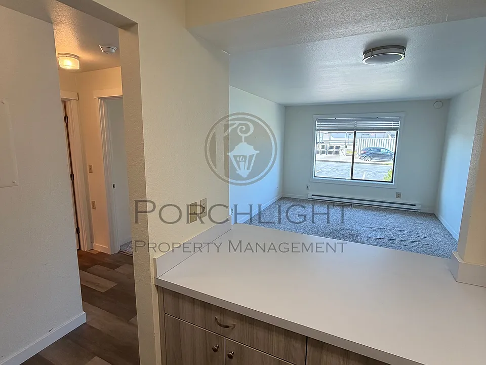 112 Blair Dr #9
