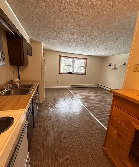 12 Roderick Rd #B — Photo 1