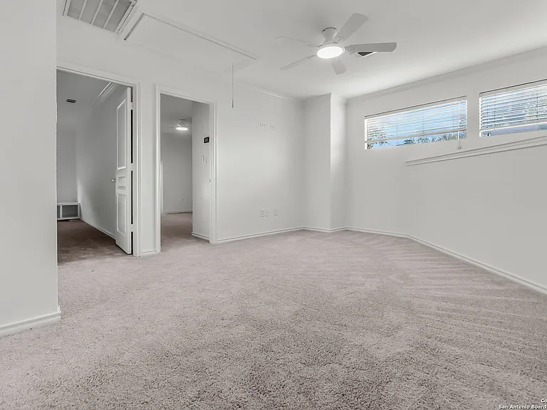 111 Westwood Way — Photo 28