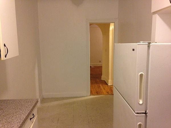 1st image of 20 Willow St