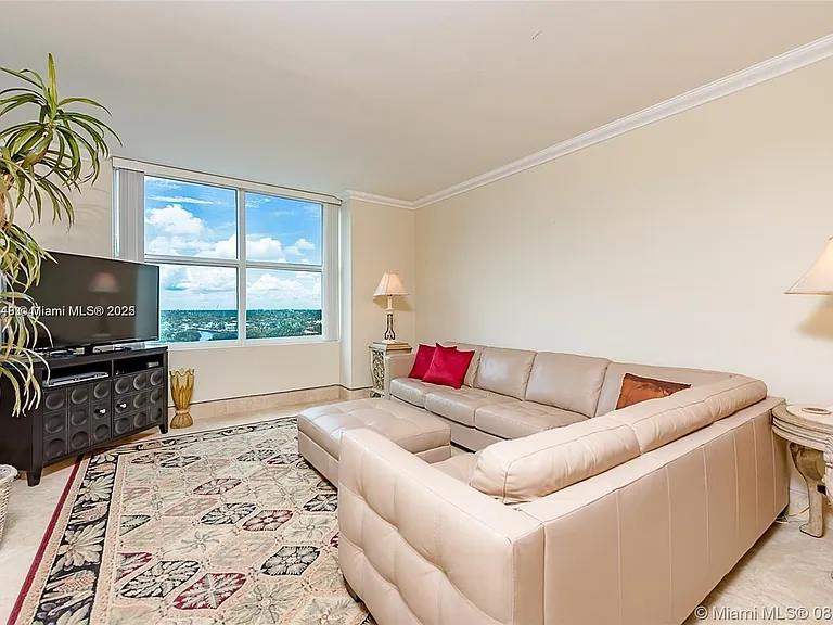 2100 N Ocean Blvd #9E — Photo 15