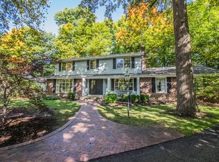 5024 W Beech Ct, Brown Deer, WI 53223
