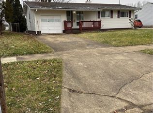 3121 Merriweather St NW, Warren, OH