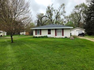 56640 Pear Rd, South Bend, IN 46619