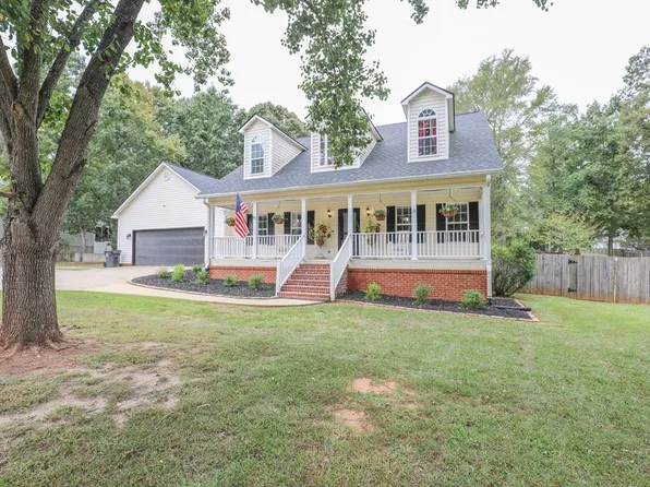 240 Southern Walk Dr, Milledgeville, GA 31061