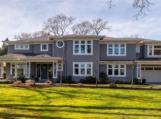 3350 Weald Rd, Oak Bay, BC V8R 6E3