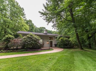 34850 Bridle Trail Ln, Solon, OH 44139