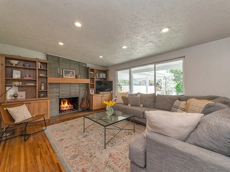 3314 S Terrace View Dr — Photo 2