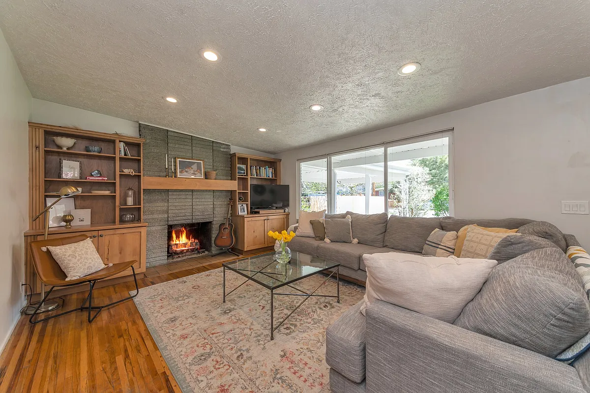 Building Photo - 3314 S Terrace View Dr