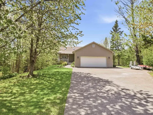 30 Chater Dr, Westphal, NS B2Z 1J3