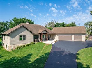12830 Beloit Rd, Caledonia, IL 61011