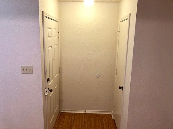3rd image of 3723 Hulen Park Cir