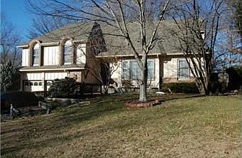1st image of 8700 W 92nd St