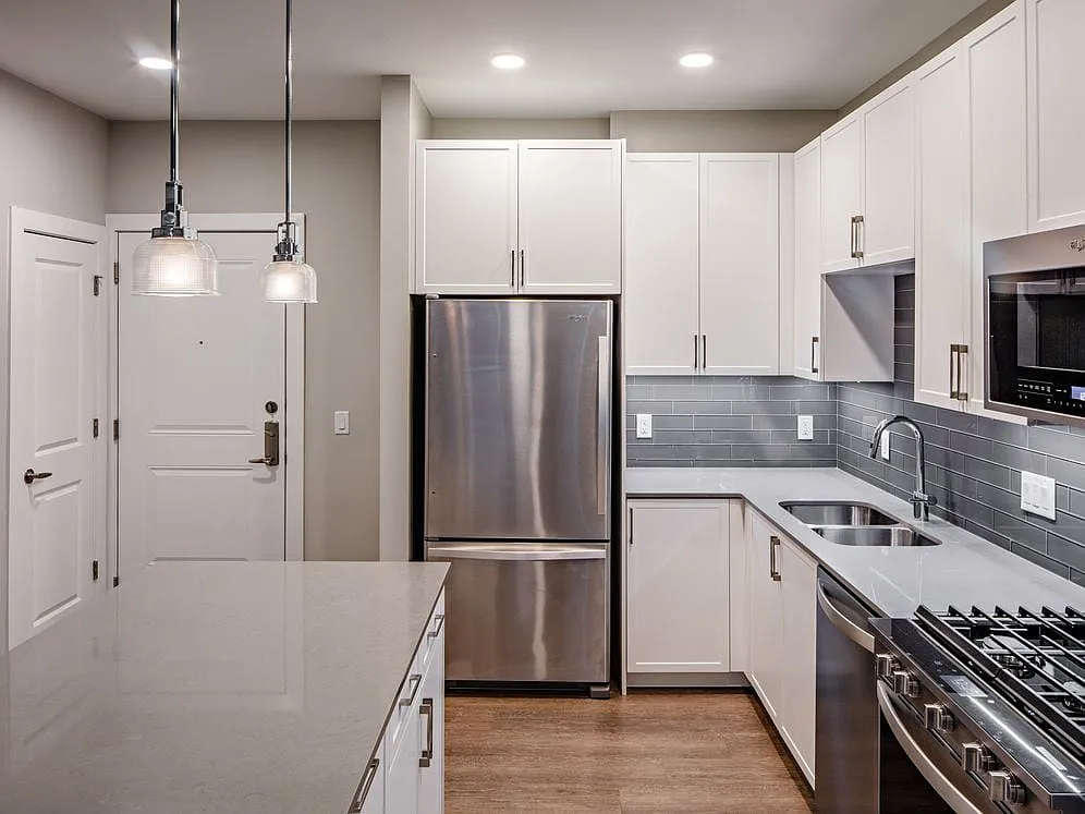 Kitchen - Avalon Teaneck