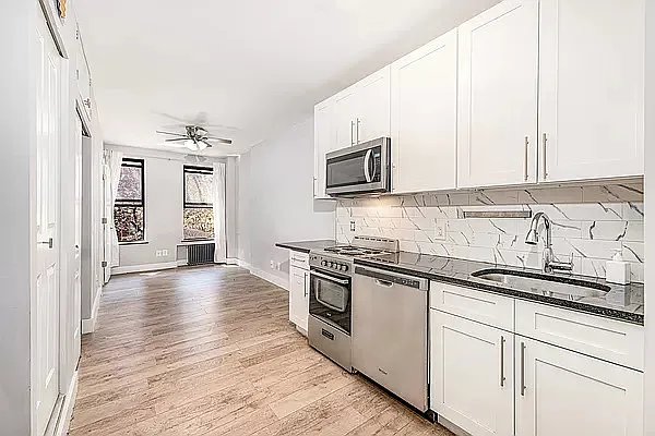 Rented by REAL New York | media 15