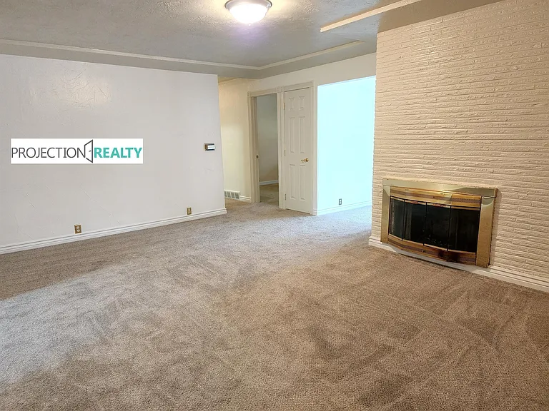 11128 NE Everett St — Photo 24