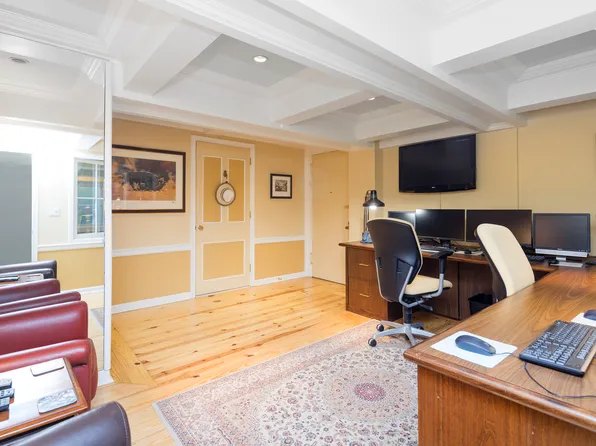 222 Central Park South image 7 of 13