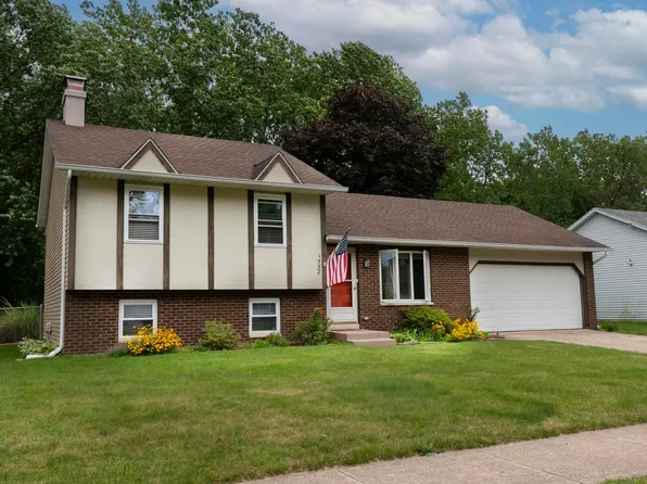 1532 Blanchard Dr, Mishawaka, IN 46544