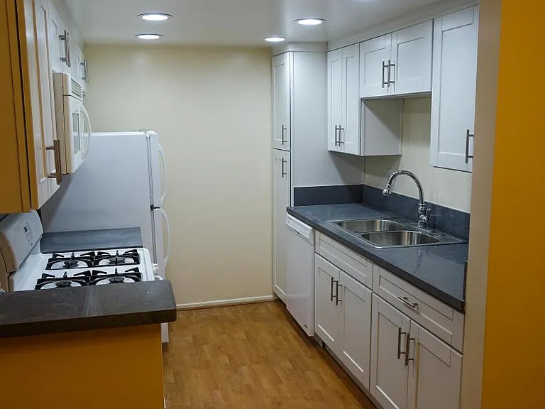 1730 Camden Ave #104 — Photo 8