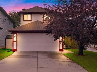 6 S Hidden Valley Gdns NW, Calgary, AB T3A 5X3
