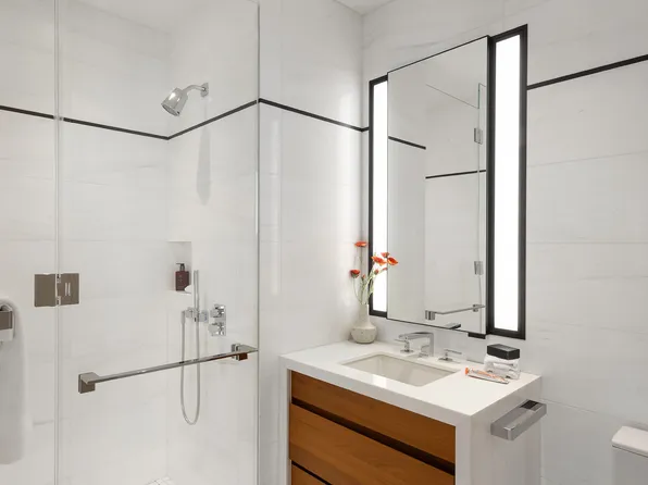 277 5th Avenue image 22 of 27