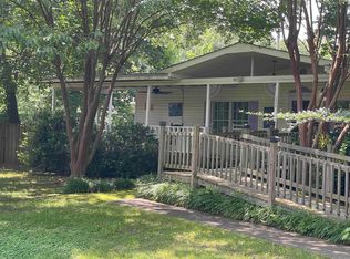 1113 Stuckey St, Bauxite, AR 72011