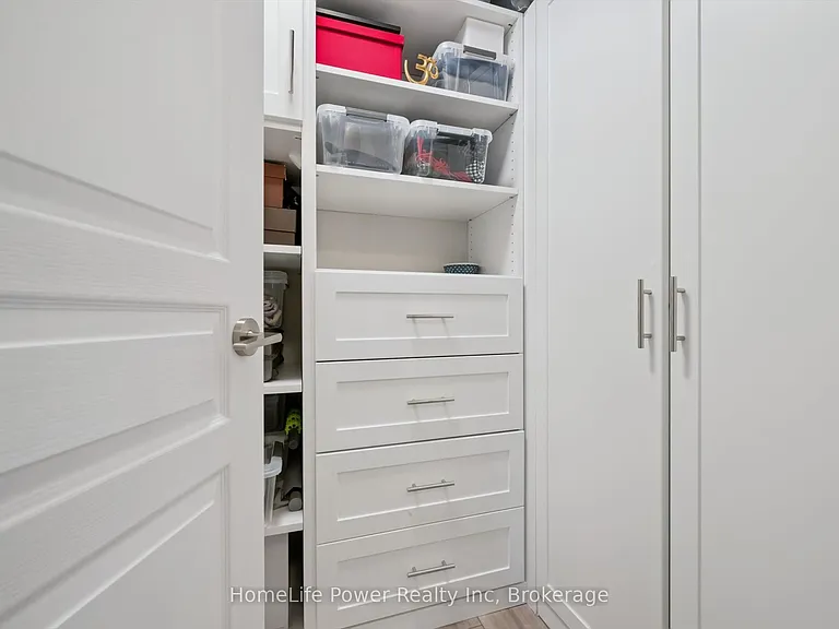 1 Hurontario St #1201 — Photo 29