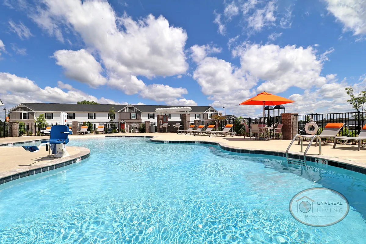 Pool - Universal at Gray Station