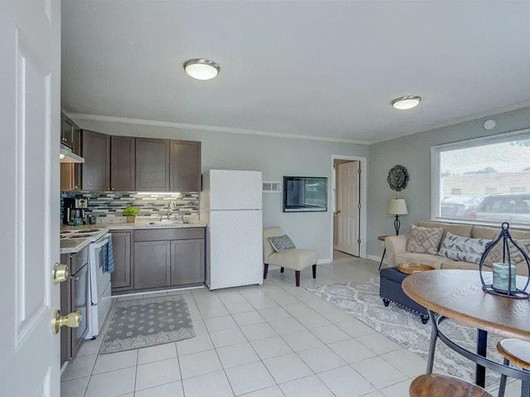 4139 Richmond Hwy — Photo 3