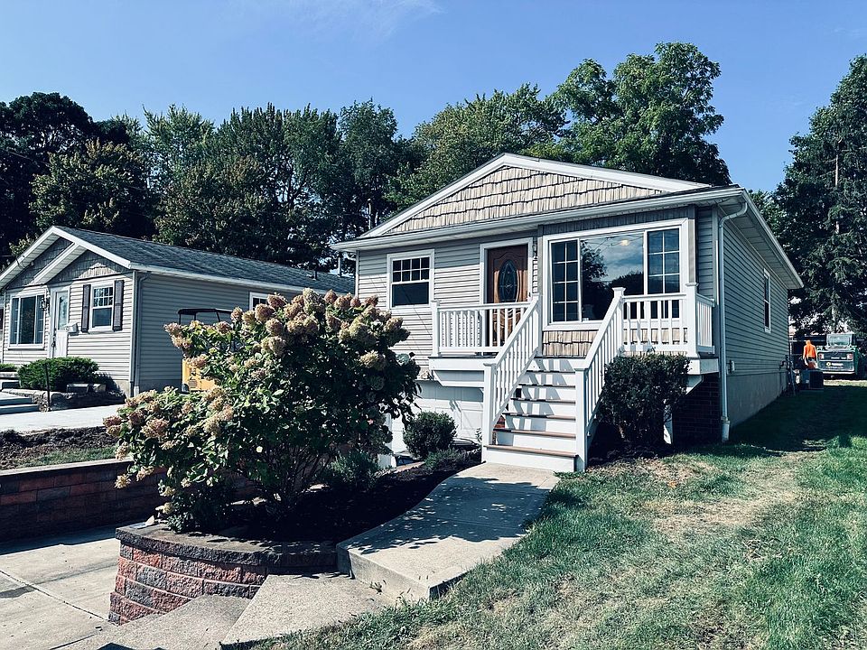 1st image of 430 Hilbish Ave