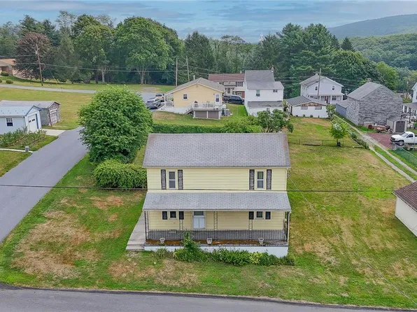 720 Broad St, Tuscarora, PA 17982