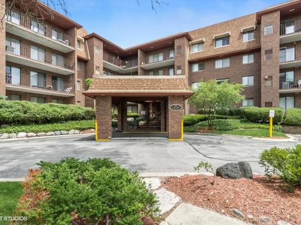 101 Old Oak Dr APT 409, Buffalo Grove, IL 60089