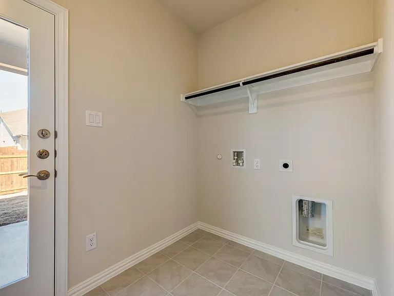 102 Monarch Way — Photo 14