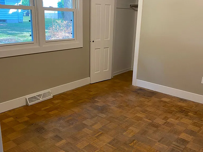 Back bedroom