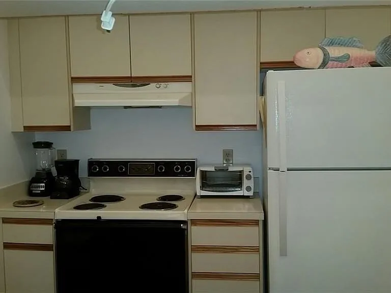 4581 Morningside #21 — Photo 9