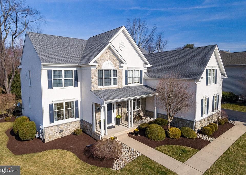 1st image of 5 Millstone Dr