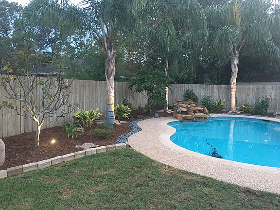 4th image of 15814 Edenvale St