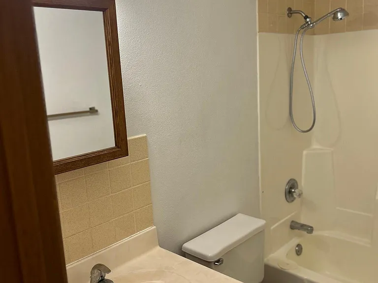 537 Vicksburg Dr #12 — Photo 18