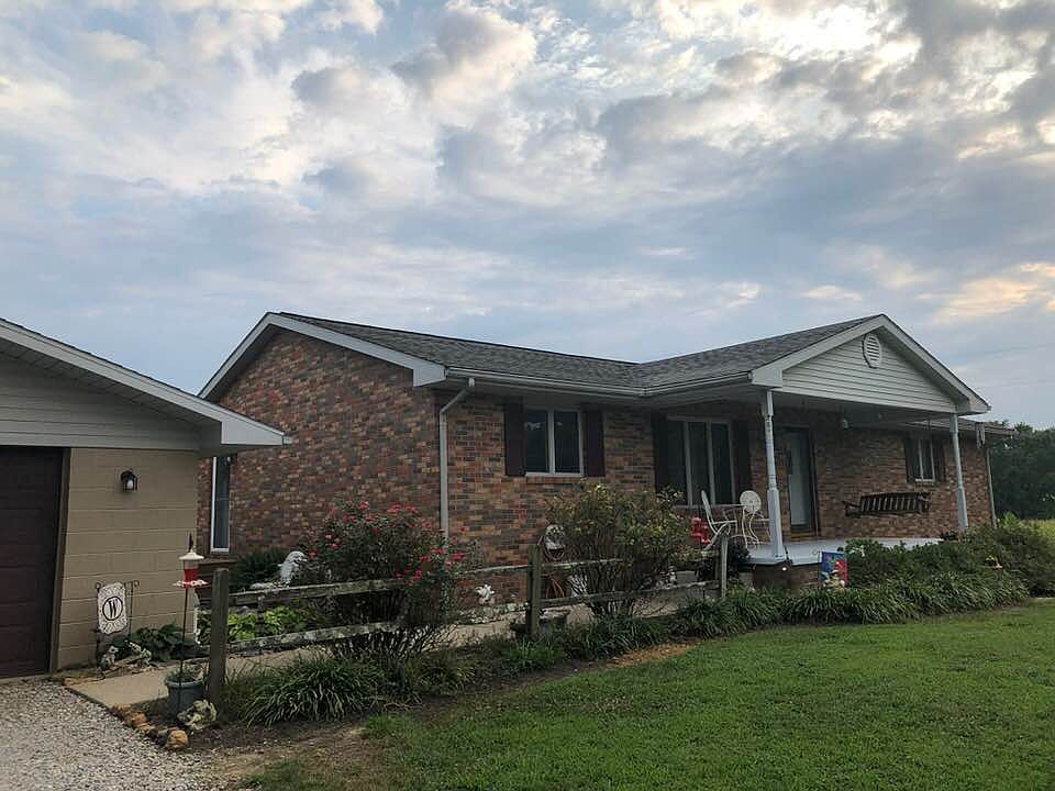 1st image of 2667 Taffy Road