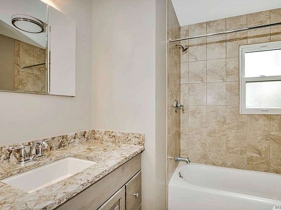 3rd image of 34 Oakmont Ave