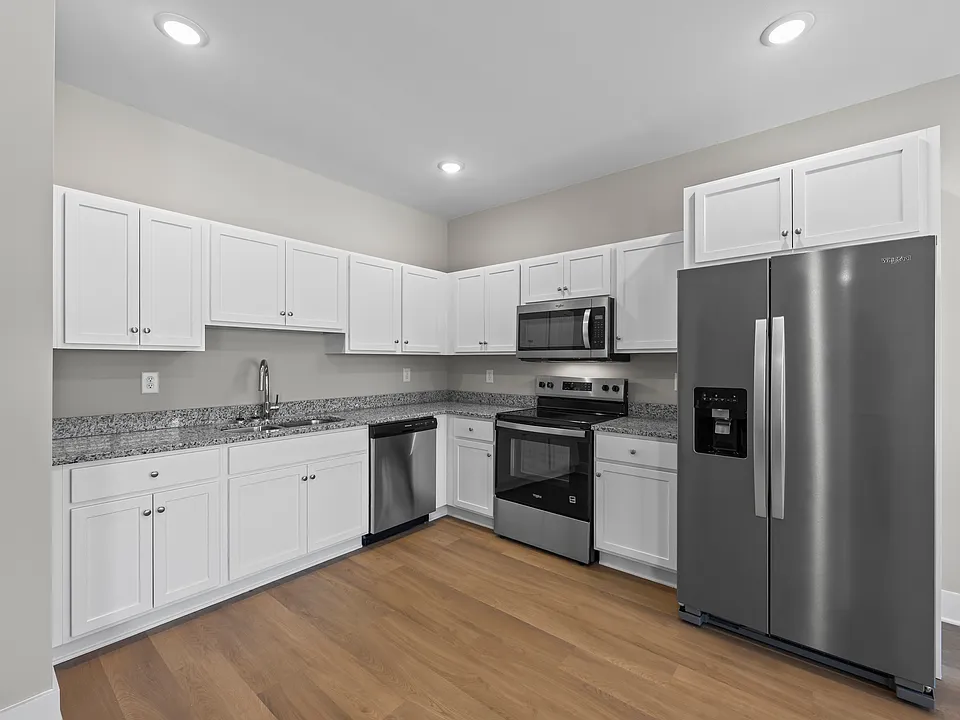 179 Wheeler Cir #401