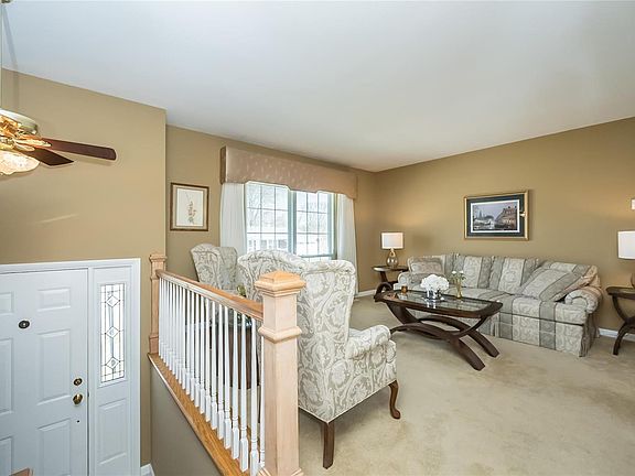 4th image of 4220 Massabielle Dr
