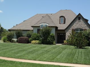 8707 E 104th Pl S, Tulsa, OK 74133