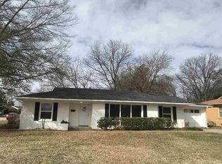 1005 Circle Dr, Ardmore, OK 73401